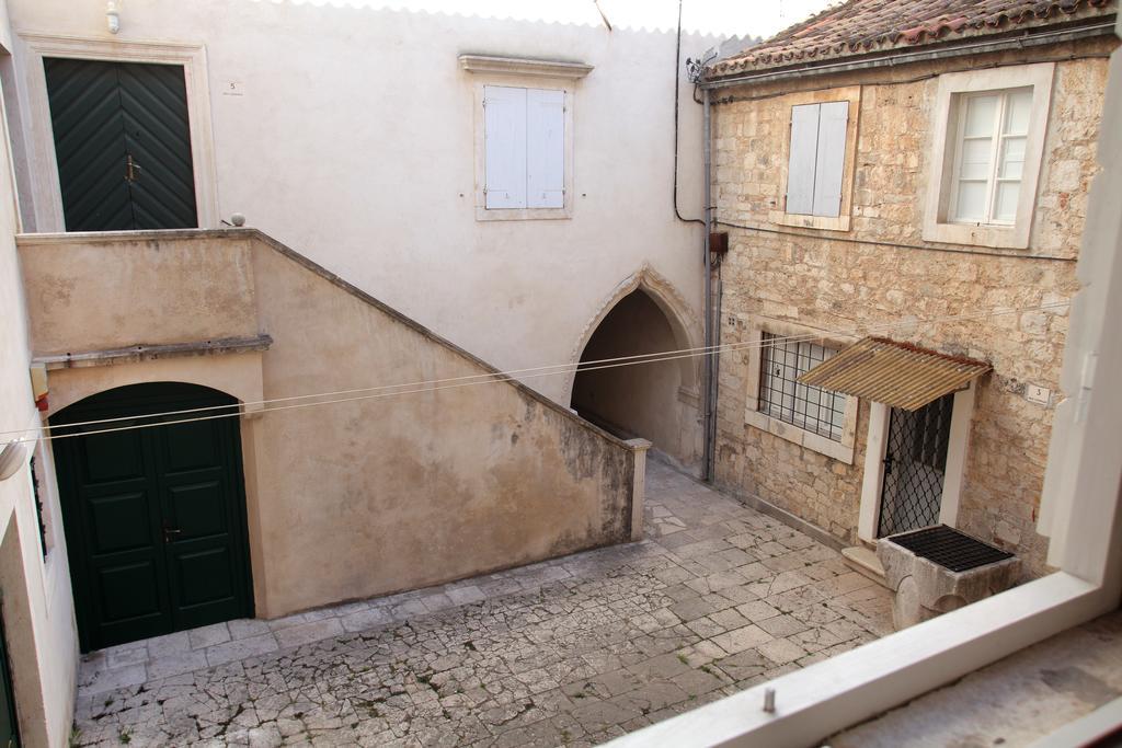 Room Mira Trogir Eksteriør bilde