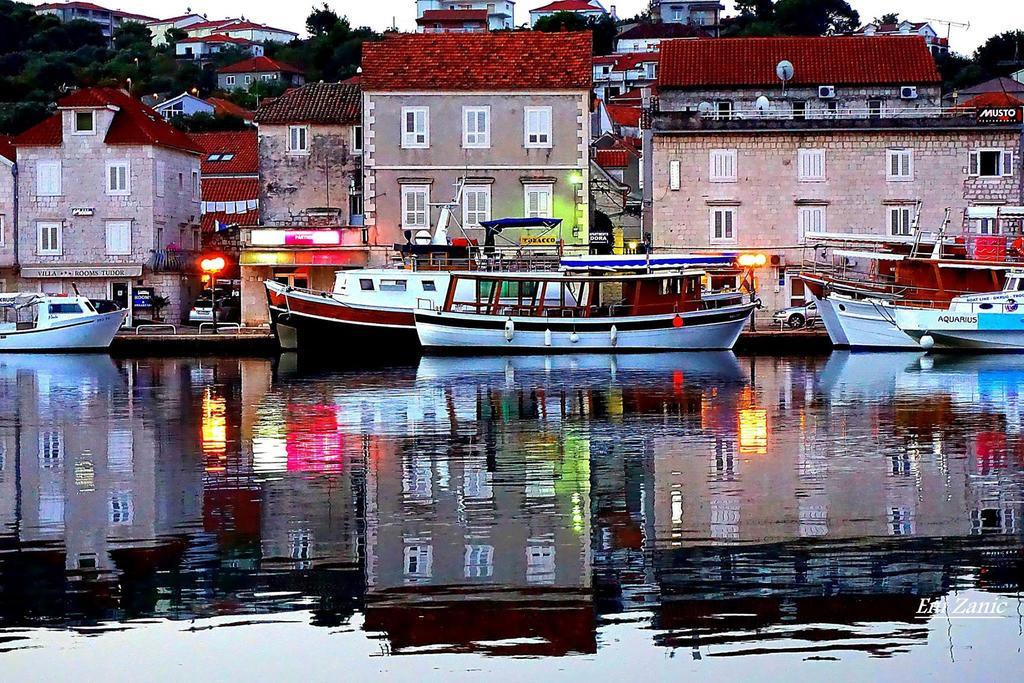 Room Mira Trogir Eksteriør bilde